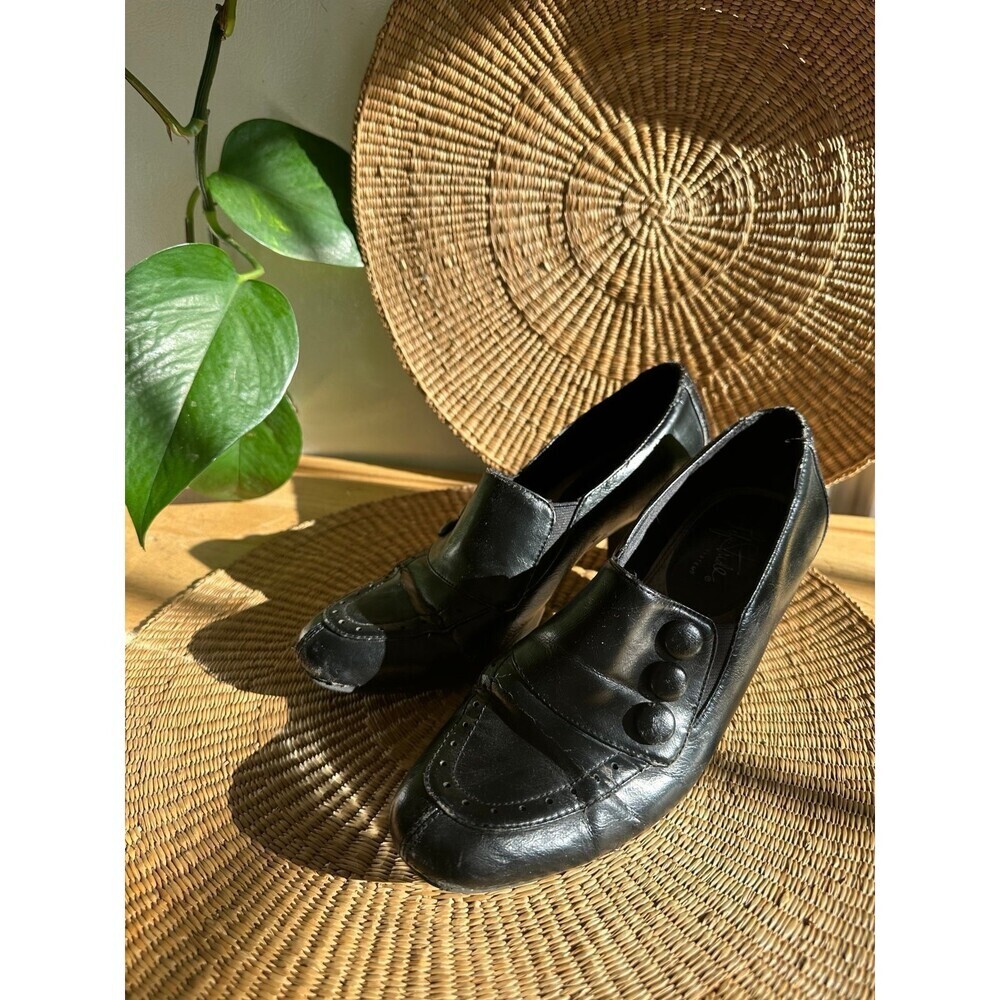 Life Stride Soft System women’s size 8 heels